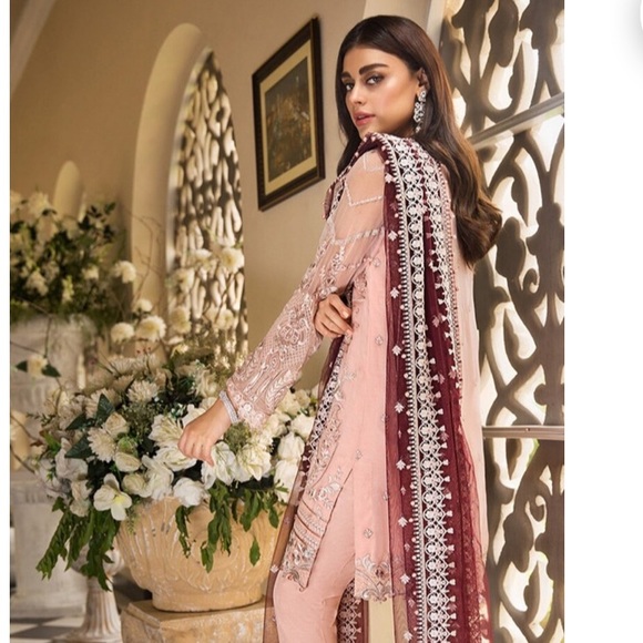Anaya Kiran Chaudhry Pakistani Chiffon Pink suit - Picture 2 of 8